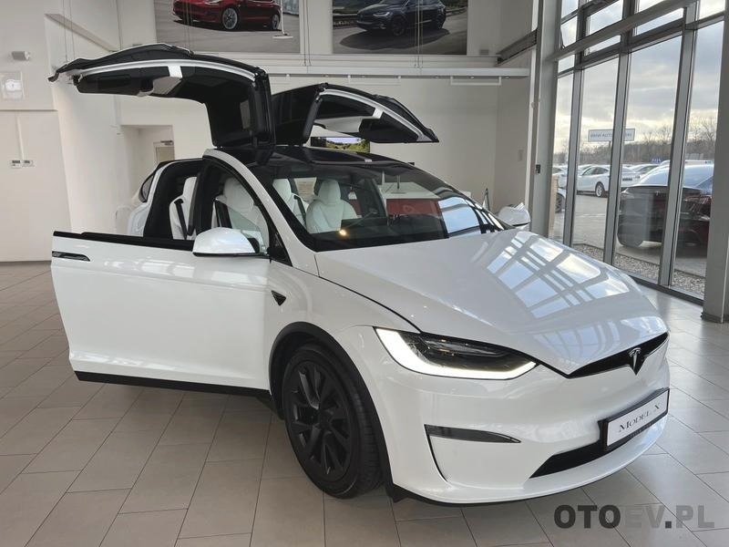 Tesla Model X cena w Polsce – ile wynosi realny koszt zakupu?