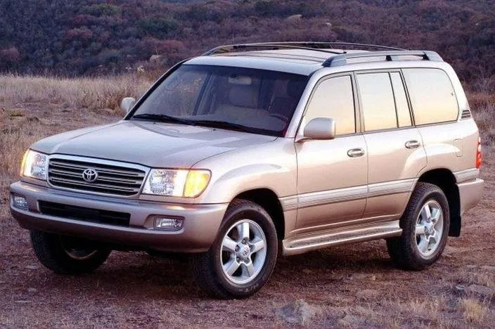 Zakup Toyoty Land Cruiser 100